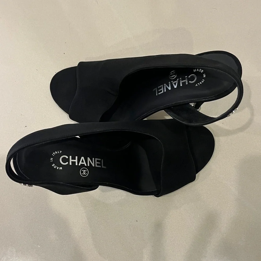 CHANEL Black Satin Slingback Peep-Toe Heels with Crystal CC Accent